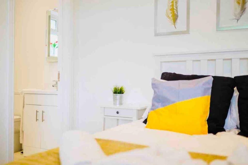 Gorgeous Luxury Chalet, New Forest & Coast & Hordle Kültér fotó